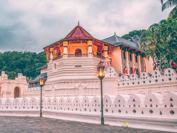 Sri Lanka Round Tour (6 Days / 5 Nights)